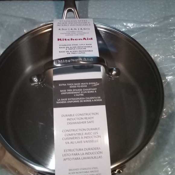 KitchenAid stainless steel 4.5 QT. Covered Saute 3 ply Base - Picture 4 of 4